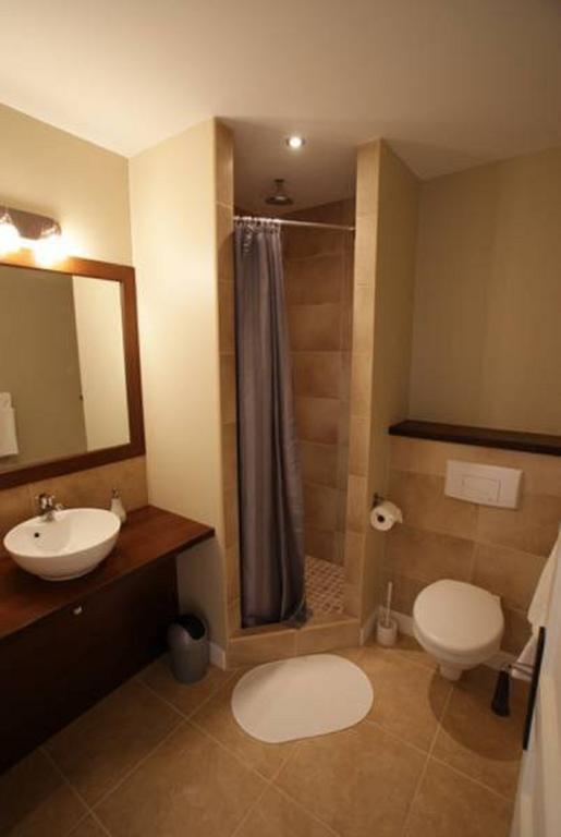 Carcassonne Guesthouse Bed & Breakfast 3*